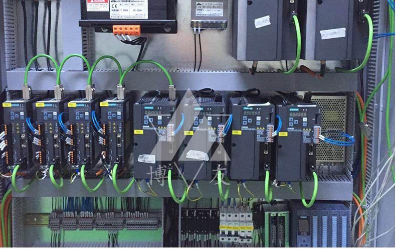 自動化控制柜一體化工業配電柜 低壓電氣成套軟啟動自控柜