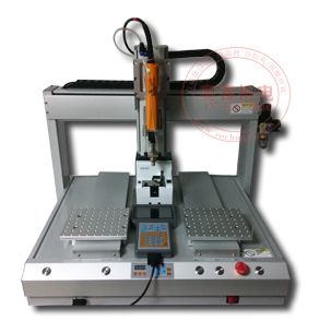 玩具自動打螺絲機/塑料玩具廠家自動化設備/玩具飛機鎖螺絲機